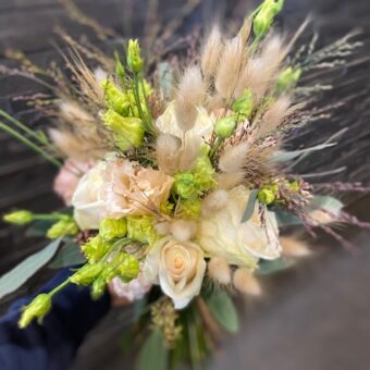 bloemboetiek-fuchsia-bruidsbloemen-10